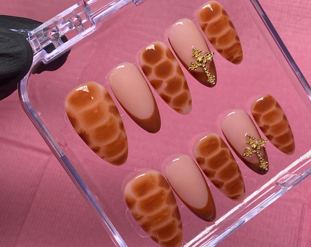 Brown autumn croc print detail press on nails